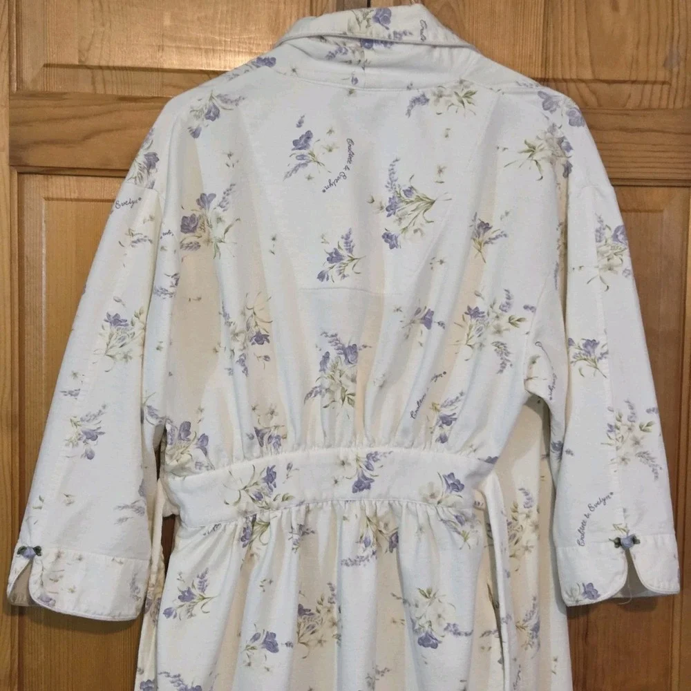 Vintage 1990s Crabtree & Evelyn Freesia Botanical Floral Cotton Robe  Sz S